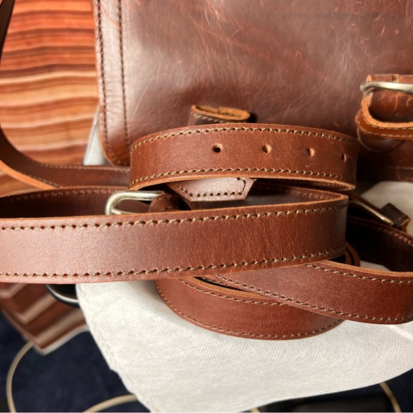 Vintage Saddleback Leather Authentic Bag, brown, will last forever. Great! - Picture 6 of 15